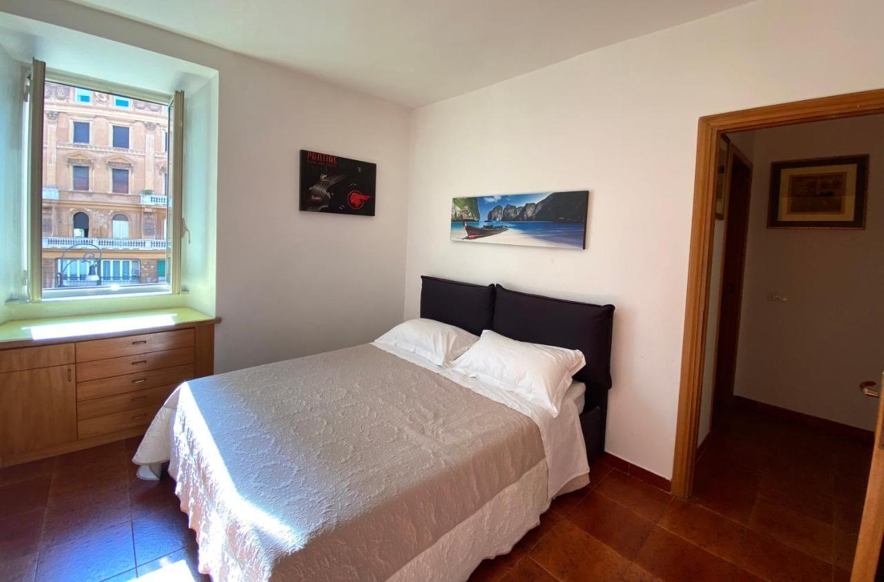 Apartment Arenula روما المظهر الخارجي الصورة