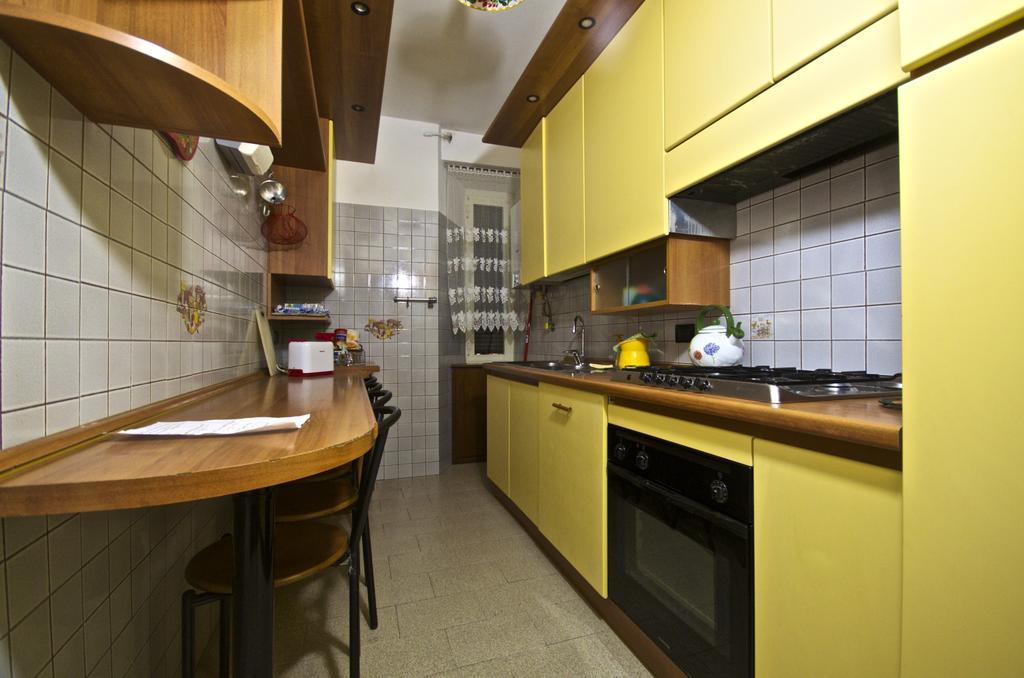 Apartment Arenula روما الغرفة الصورة